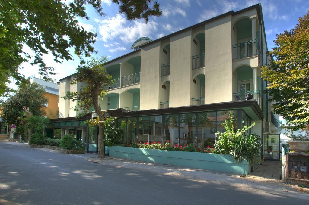 Hotel Giamaika Cesenatico Exterior photo